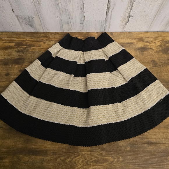 Xhiliration Striped Black and Cream Sparkle Women's Skirt Size Small - Picture 1 of 8